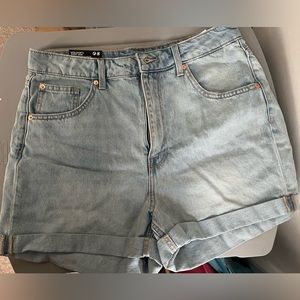 H&M Mom Shorts